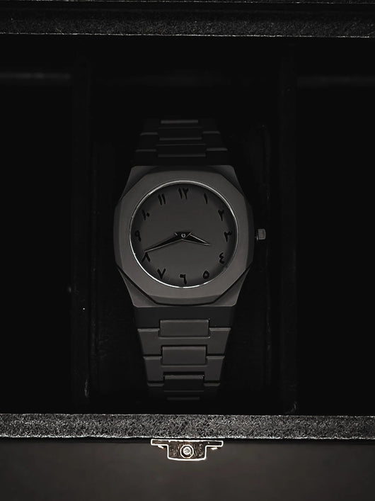 Black Arabic Aura Watch – Minimalist Design, Arabic Numerals, Carbon Fiber - UZIXO