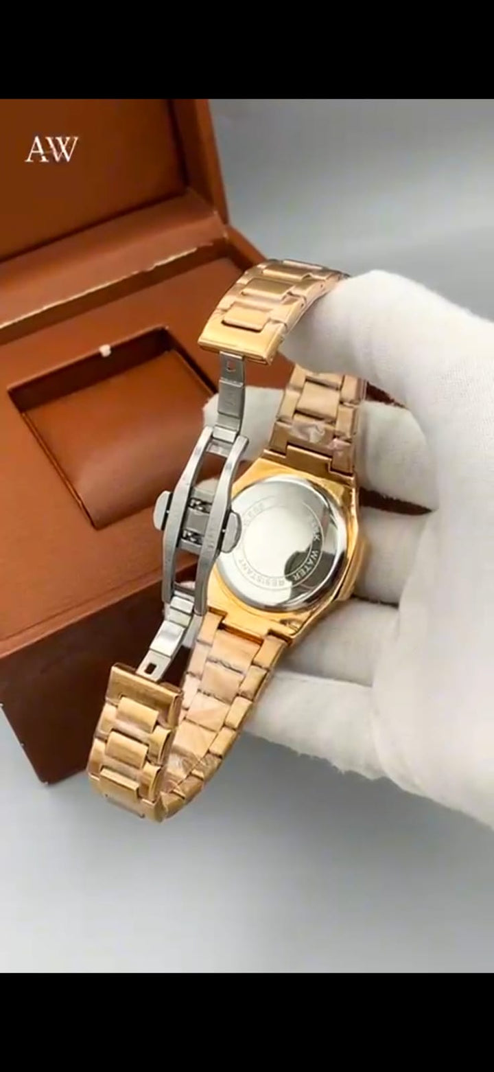 Patek Philippe Nautilus Style Men’s Watch – Two Tone Stainless Steel, Date Display, Luxury Design - UZIXO